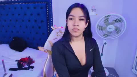 Sasha online show from November 2025 06:55:02 PM