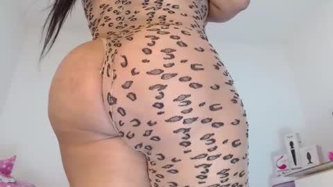 Sasha Creamy online show from February 2025 03:10:02 AM