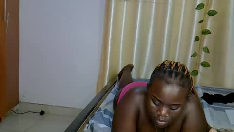 Snapshot of sasha_mollie chatting on October 2025 05:54:02 AM Sasha online show from October 2025 05:54:02 AM