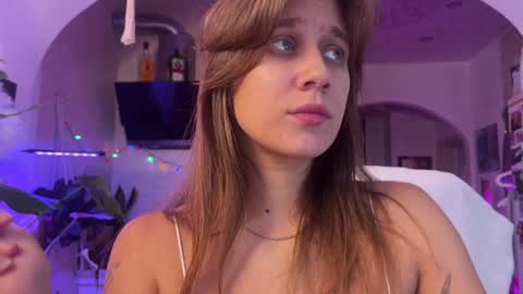 Alexandra Sasha in short online show from December 2024 07:44:01 AM