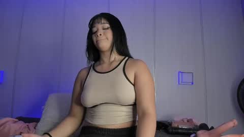 Snapshot of sasha_rivers chatting on April 2026 07:21:02 PM Sasha online show from April 2026 07:21:02 PM