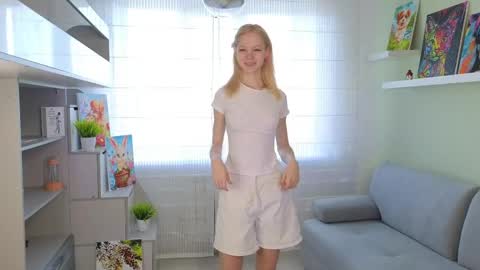 Sasha online show from April 2026 05:12:02 AM