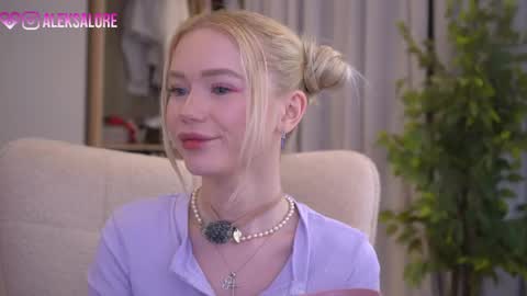 Snapshot of sashalore chatting on April 2026 02:36:02 AM sashalore online show from April 2026 02:36:02 AM