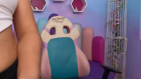 Snapshot of sashamonroee_ chatting on October 2025 11:09:02 PM SashaMonroee  online show from October 2025 11:09:02 PM