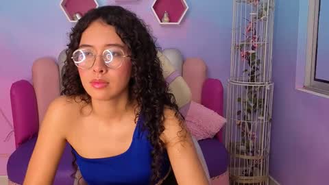 Snapshot of sashamonroee_ chatting on October 2025 12:00:01 AM SashaMonroee online show from October 2025 12:00:01 AM