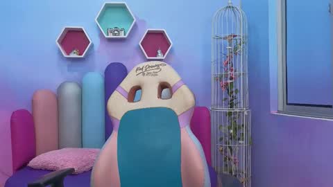 Snapshot of sashamonroee_ chatting on November 2025 11:59:02 PM SashaMonroee online show from November 2025 11:59:02 PM