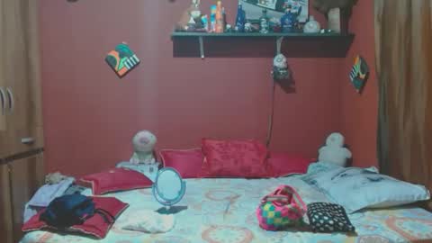 S A S H A R O S E online show from February 2026 12:10:02 PM