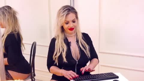 Sasha online show from December 2024 08:44:02 AM