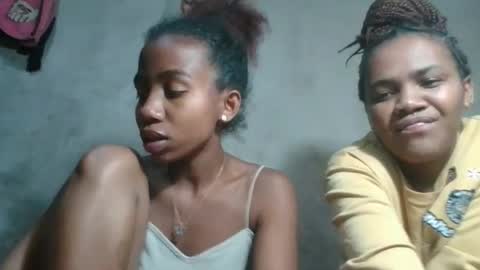 sasivia08 online show from February 2026 01:10:01 PM