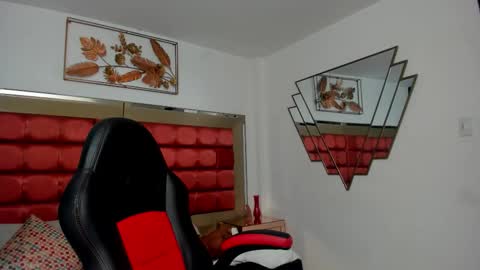 saskiagrendel online show from September 2025 06:22:02 PM