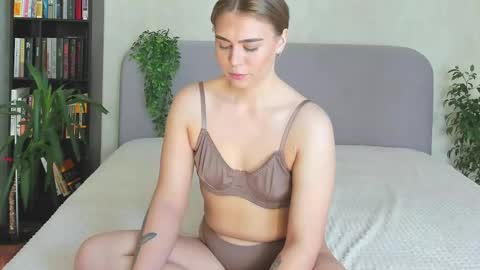 Snapshot of sassy_jam chatting on October 2025 07:07:02 AM Sassy online show from October 2025 07:07:02 AM