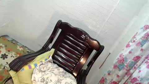 Snapshot of sassy_keylla chatting on April 2026 01:19:02 AM KEYLLA online show from April 2026 01:19:02 AM