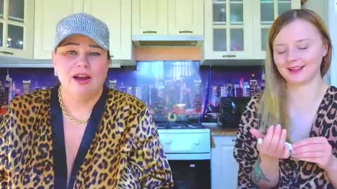 Snapshot of sassy_seasons chatting on February 2025 11:51:01 AM sassy_seasons online show from February 2025 11:51:01 AM