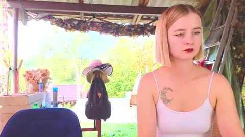 Snapshot of sassy_seasons chatting on September 2025 09:21:01 AM sassy_seasons online show from September 2025 09:21:01 AM