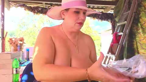 Snapshot of sassy_seasons chatting on September 2025 09:22:02 AM sassy_seasons online show from September 2025 09:22:02 AM