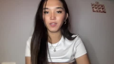 Sassygirl online show from March 2026 01:01:01 AM