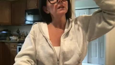 Snapshot of sassynsweetmilf chatting on May 2026 05:07:01 PM sassynsweetmilf online show from May 2026 05:07:01 PM