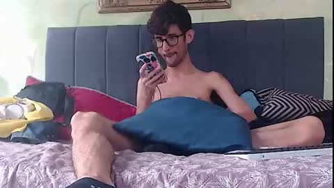Snapshot of sasuke_bigcock chatting on June 2026 02:48:02 PM sasuke_bigcock online show from June 2026 02:48:02 PM