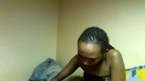 Snapshot of sasy_tina chatting on May 2026 12:43:01 PM Tina online show from May 2026 12:43:01 PM