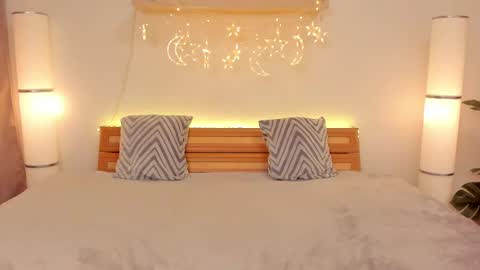 Snapshot of satimilf_ chatting on February 2025 10:09:02 PM Sati online show from February 2025 10:09:02 PM