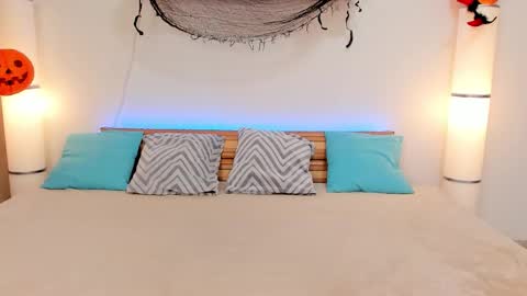 Snapshot of satimilf_ chatting on October 2025 07:52:02 AM Sati online show from October 2025 07:52:02 AM