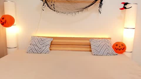 Snapshot of satimilf_ chatting on October 2025 03:45:02 PM Sati online show from October 2025 03:45:02 PM