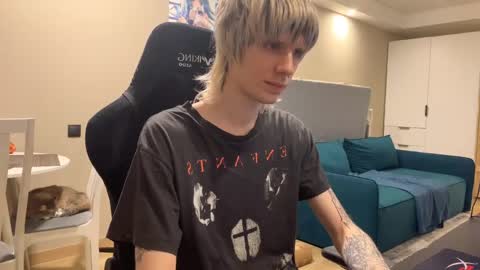 Snapshot of satoshi_qq chatting on April 2026 09:17:02 PM Satoshi online show from April 2026 09:17:02 PM