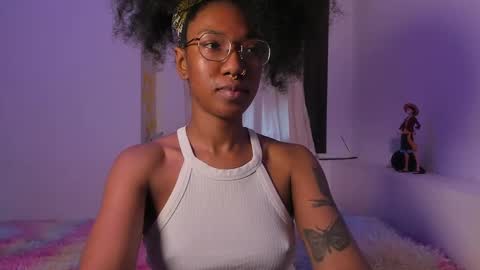 Snapshot of saturno_vibes chatting on February 2025 11:32:02 AM saturno_vibes online show from February 2025 11:32:02 AM
