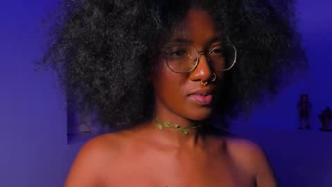 Snapshot of saturno_vibes chatting on October 2025 08:24:02 AM saturno_vibes online show from October 2025 08:24:02 AM