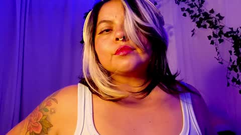 Gina George online show from December 2024 12:23:01 AM