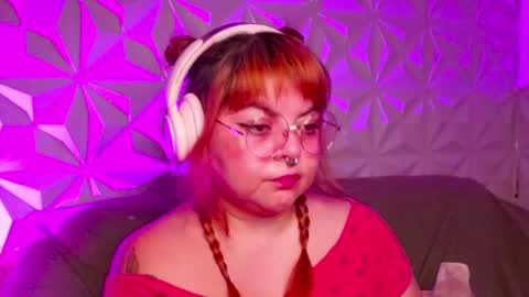 Gina George online show from September 2025 12:11:01 AM