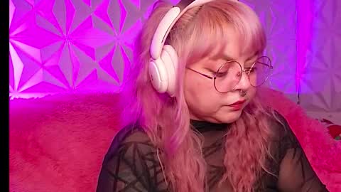 Gina George online show from January 2026 12:49:02 AM