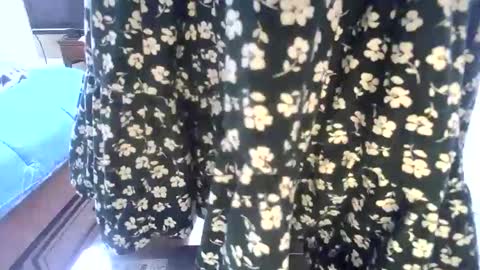 Snapshot of satyric_haetera chatting on November 2025 04:29:02 AM Sophia online show from November 2025 04:29:02 AM