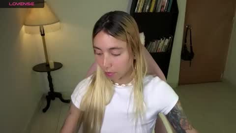 Snapshot of saucy_jenn1 chatting on January 2026 03:11:02 AM I AM JENN online show from January 2026 03:11:02 AM