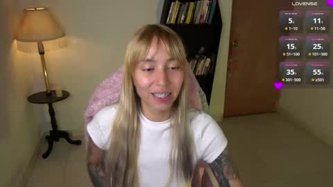 Snapshot of saucy_jenn1 chatting on February 2026 03:38:02 AM I AM JENN online show from February 2026 03:38:02 AM