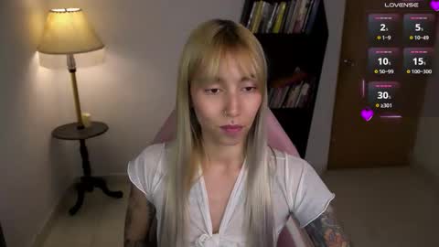 Snapshot of saucy_jenn1 chatting on February 2026 03:40:01 AM I AM JENN online show from February 2026 03:40:01 AM