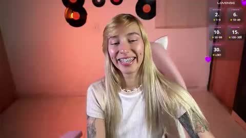 Snapshot of saucy_jenn1 chatting on March 2026 03:33:01 AM I AM JENN online show from March 2026 03:33:01 AM