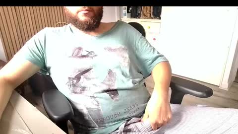 Snapshot of saucybonjo chatting on February 2025 01:08:02 PM Ben online show from February 2025 01:08:02 PM