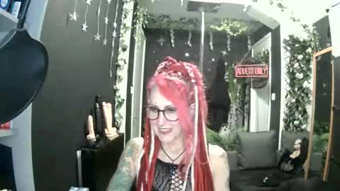 SaucySky online show from March 2026 10:05:02 PM