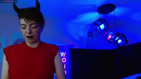 Snapshot of sauvage_lilith chatting on February 2026 03:37:01 AM lilith online show from February 2026 03:37:01 AM