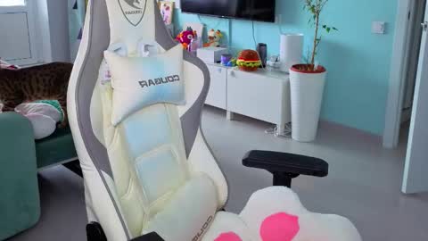 Ariel online show from April 2026 03:15:02 AM