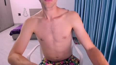Snapshot of savak_hottie chatting on May 2026 01:37:02 PM Savak Laakem online show from May 2026 01:37:02 PM
