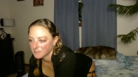 Snapshot of savannahlush chatting on November 2025 12:27:01 AM savannahlush online show from November 2025 12:27:01 AM