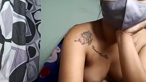 Snapshot of savannahot833323 chatting on November 2025 01:08:02 AM Y online show from November 2025 01:08:02 AM