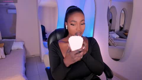 S a v a n n a h  online show from February 2026 12:14:02 PM