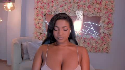 S a v a n n a h  online show from April 2026 12:13:01 PM