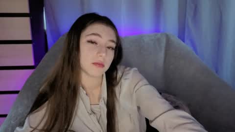 Sophie online show from May 2026 09:25:01 AM