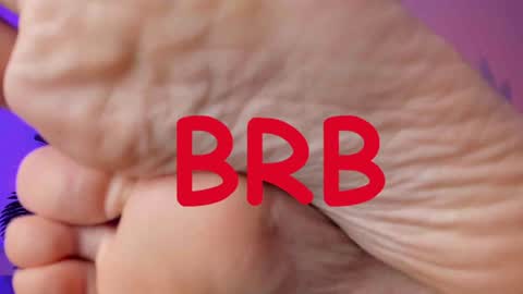 Snapshot of save_the_qween chatting on December 2024 10:03:02 AM save the qween online show from December 2024 10:03:02 AM