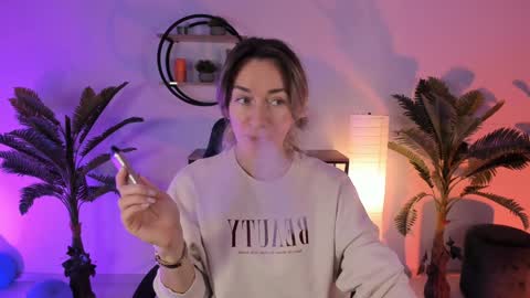 Snapshot of save_the_qween chatting on January 2025 08:11:01 AM save the qween online show from January 2025 08:11:01 AM