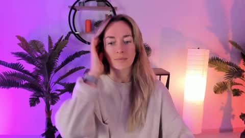 Snapshot of save_the_qween chatting on February 2025 08:22:02 AM save the qween online show from February 2025 08:22:02 AM